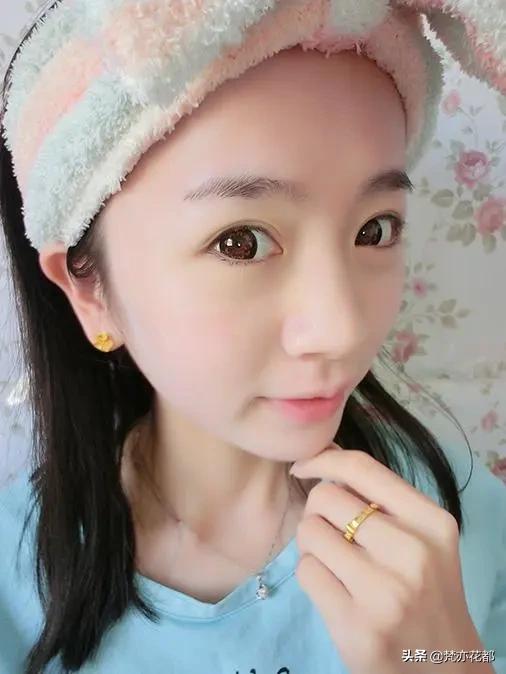 起皮干燥用什么护肤最好,皮肤起皮干燥有碎屑用什么护肤