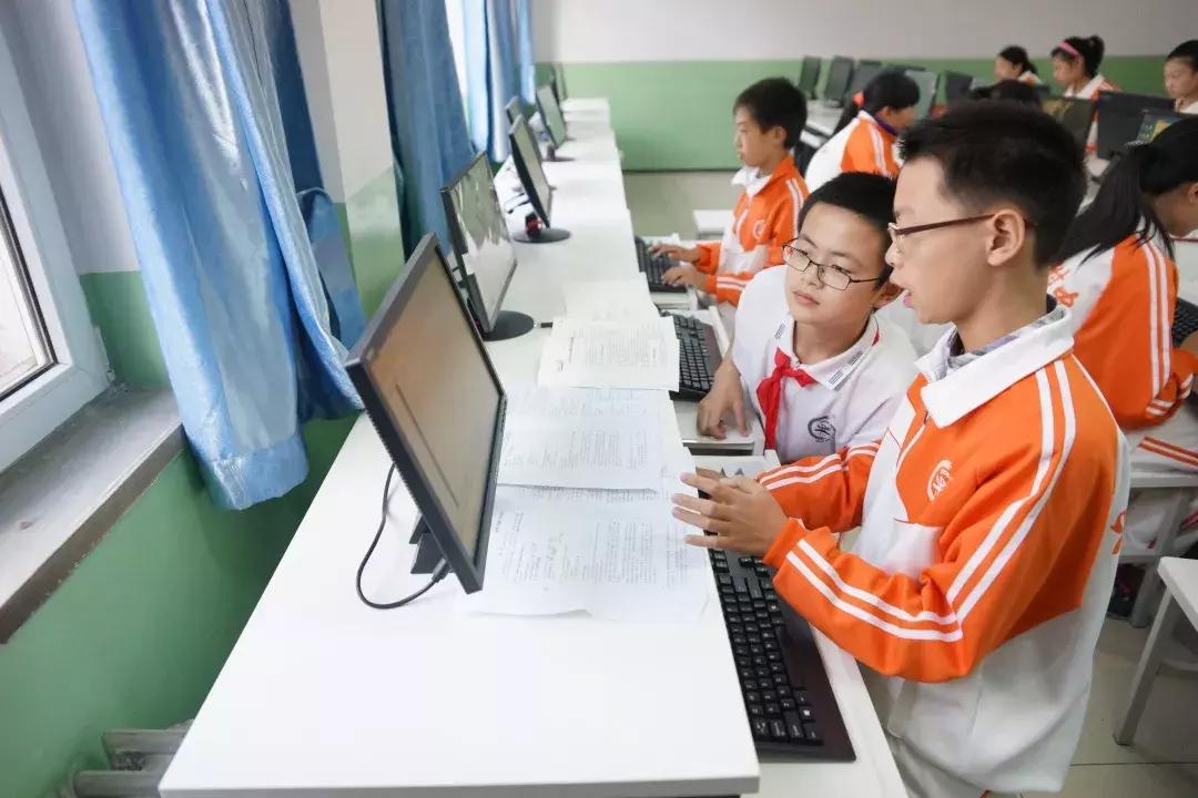 头一届高考便把学生全部送进本科，看首师附如何在通州复制海淀神话！