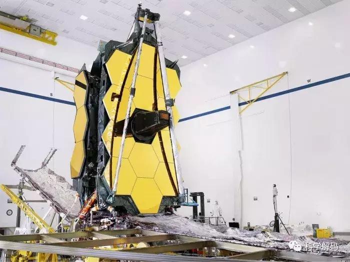 组装完毕！这架望远镜造价相当于一艘航母