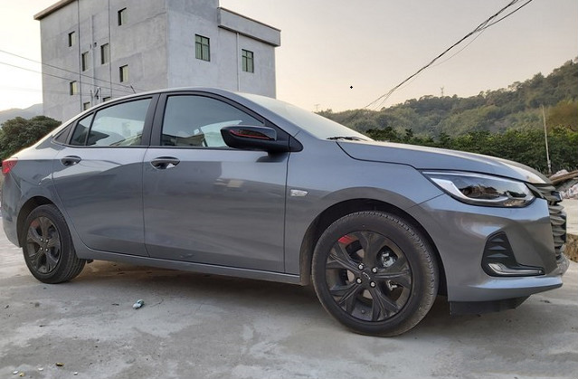 家用省油的车10万块左右,家用便宜省油代步车