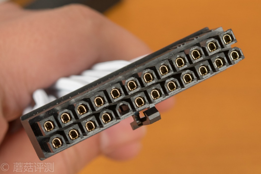 电源模组装机走线,全模组电源电脑装机走线教程