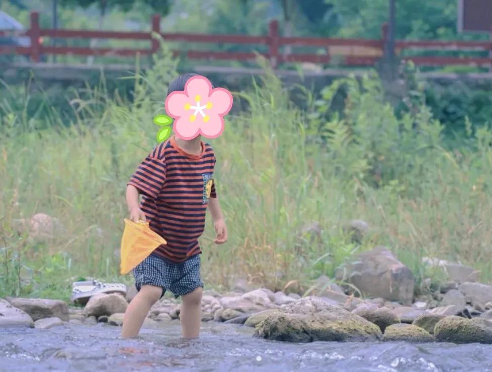 成都周边凉快又可以耍水的地方,成都周边哪有耍水的地方