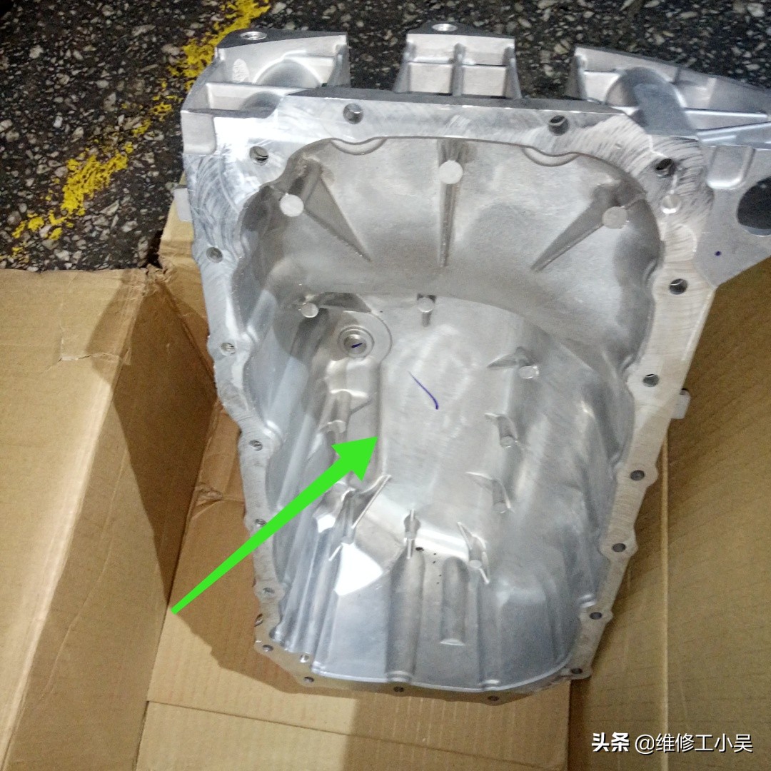 标致更换机油底壳,标致508油底壳漏油