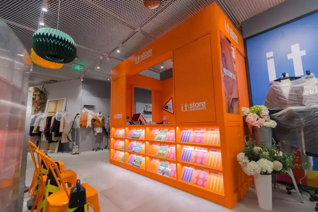 20万平米以上购物中心,郑州人气最旺的购物中心