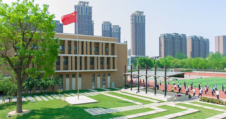 郑州一八联合国际学校初中学费,郑州一八联合国际中学怎么样