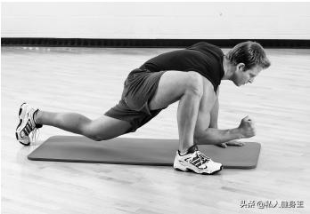 6个动作强壮前臂肌肉,想练出强壮的肩部吗推荐几个动作