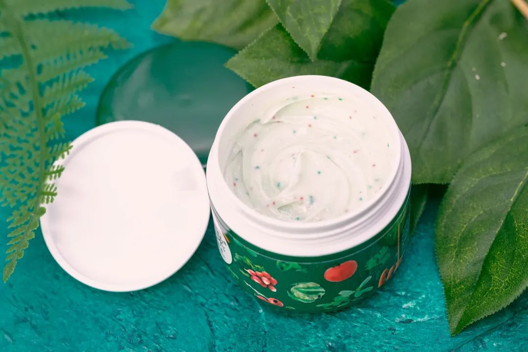 黑头疯长,口罩一摘吓死人?用它揉一揉,毛孔垃圾全吸走