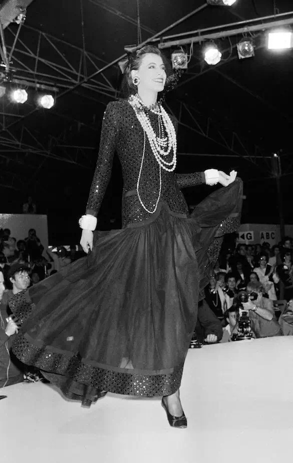 乘风破浪王鸥项链香奈儿,浪姐2王鸥最新一期