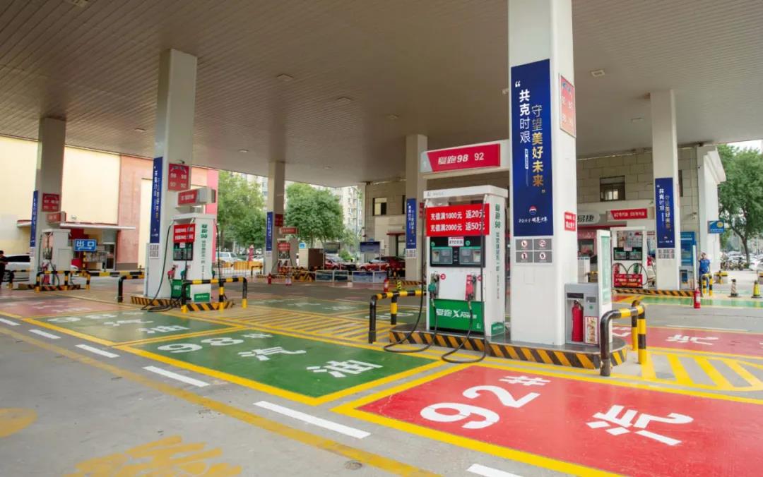 口红一哥是被谁打败的,口红一哥对战马云