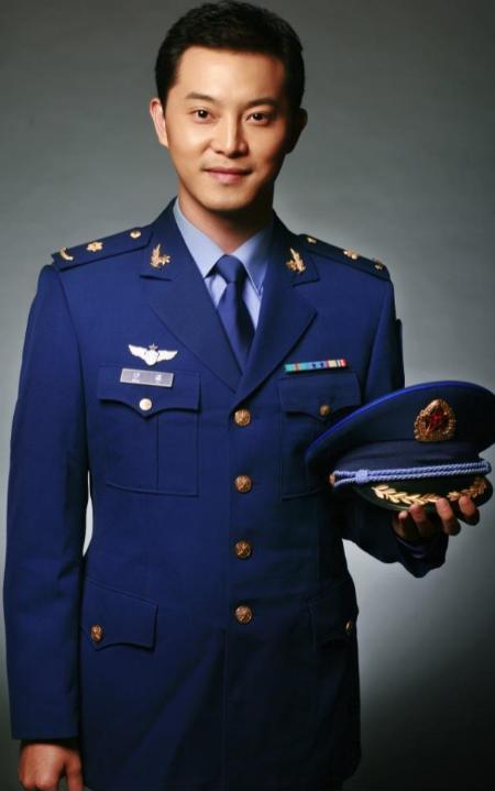 沙溢从小到大变化,学渣沙溢成功逆袭