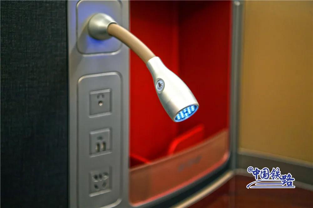 12306的动车车次显示复兴号,12306怎么买复兴号车票