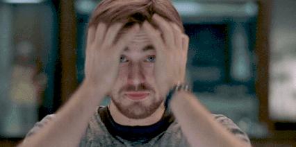 脱发的原因有哪些快点进来看看吧,出现这两种脱发别慌一招帮您搞定