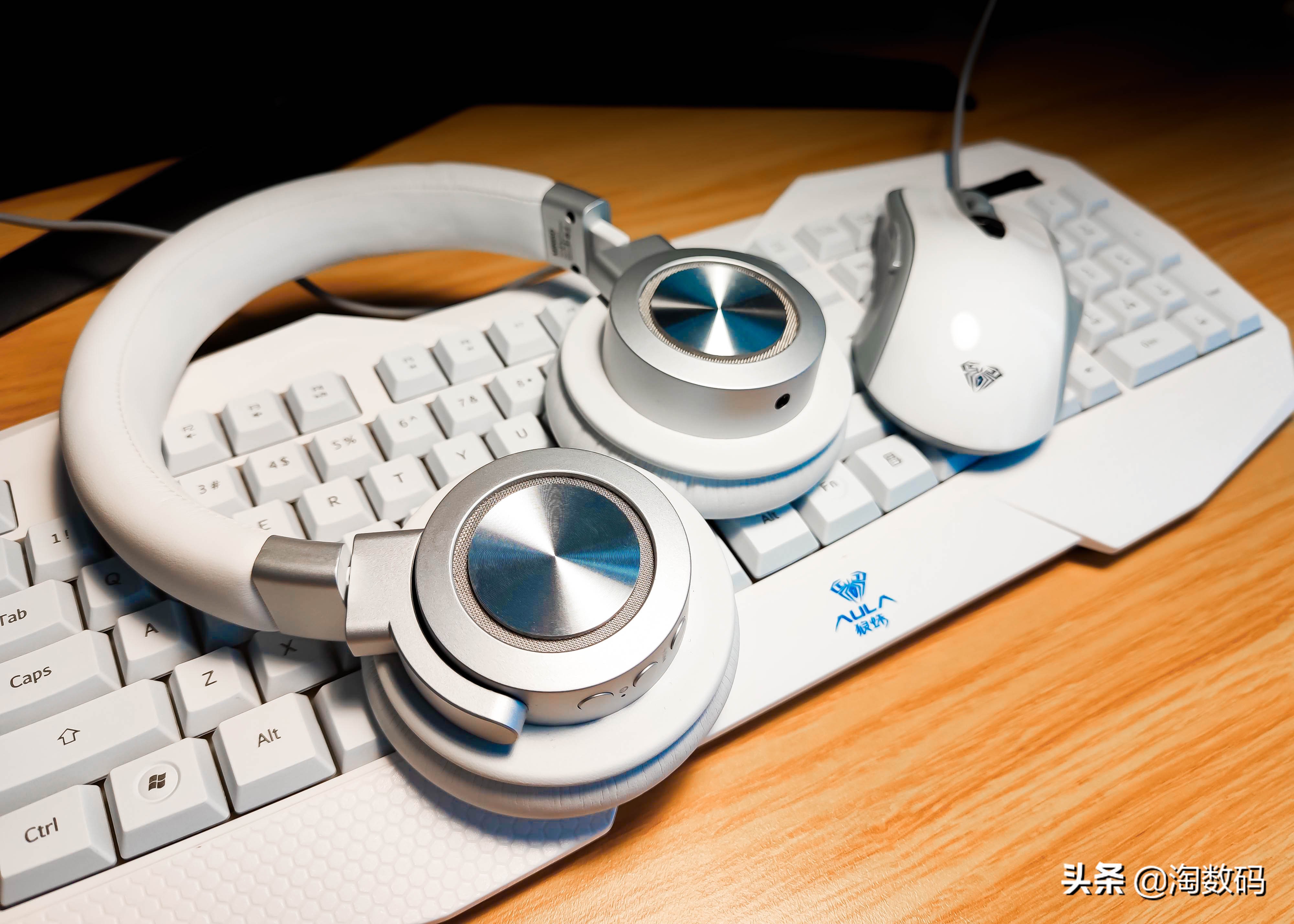 落魄侠客沦为白菜：￥69入手AULA狼蛛TGA大赛定制游戏键鼠套晒单