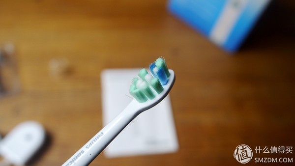 飞利浦电动牙刷hx6730震动杆松动,电动牙刷飞利浦机皇2471