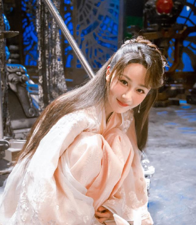 黄子韬称不暗恋杨紫是第几期,黄子韬对杨紫真诚