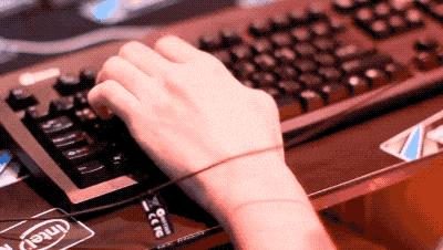 毛不易护士站姿,毛不易护士标准站姿