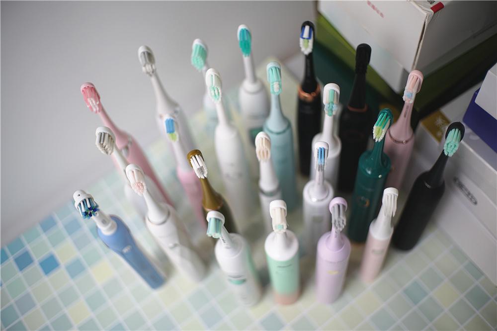 送人礼物送电动牙刷,什么电动牙刷适合送女生质量还好