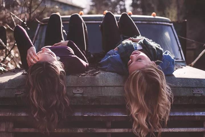 朋友关系再好也不能轻易暴露两点,朋友关系再好也要明白这三点