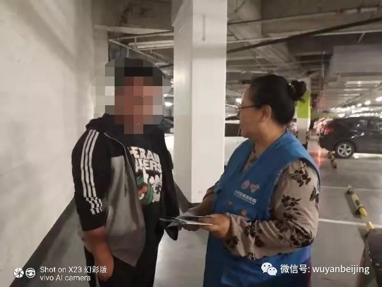 我爸抽烟很厉害怎么办,我爸抽烟怎么办