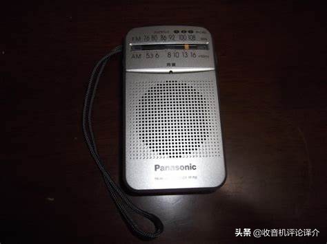 经历了一次网络中断之后，他选择了准备一台松下收音机