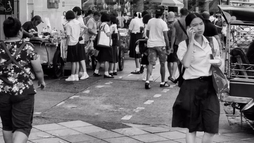 在切开与缝合之间磨合（一）|泰国校服文化脚注