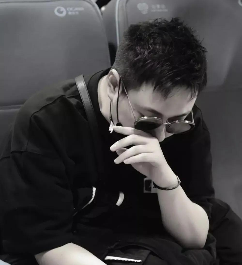 情侣头像100张图集可保存,精选100张超好看头像你一定喜欢