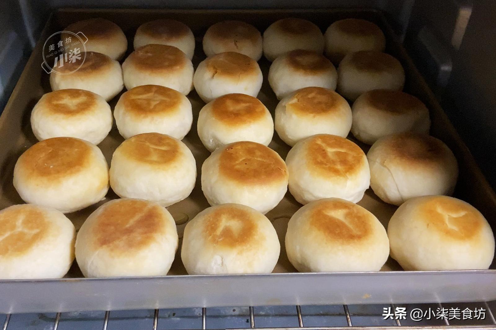 用绿豆做小饼家常配菜的做法,外皮酥软香甜绿豆小饼