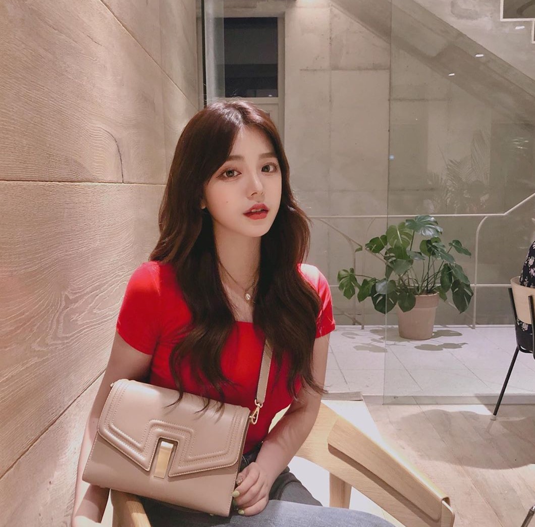 懒卷发型照片,懒卷发型