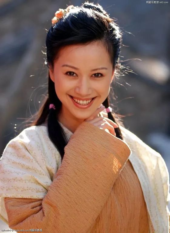 baby代言内衣靠谱吗,baby代言内衣大片