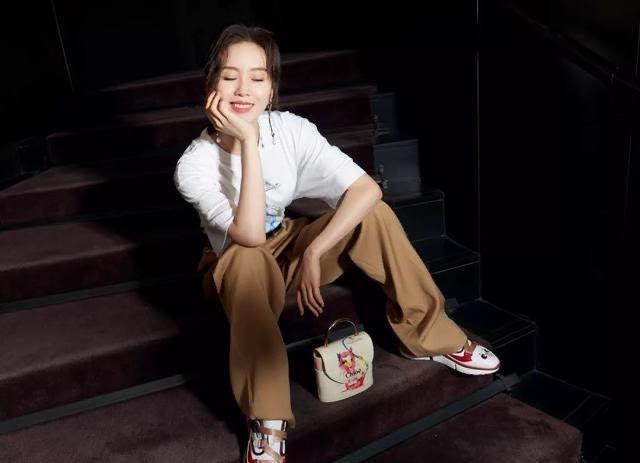 春节要到了,终于找到一款最棒的小红包“蔻依鼠年款”很讨喜