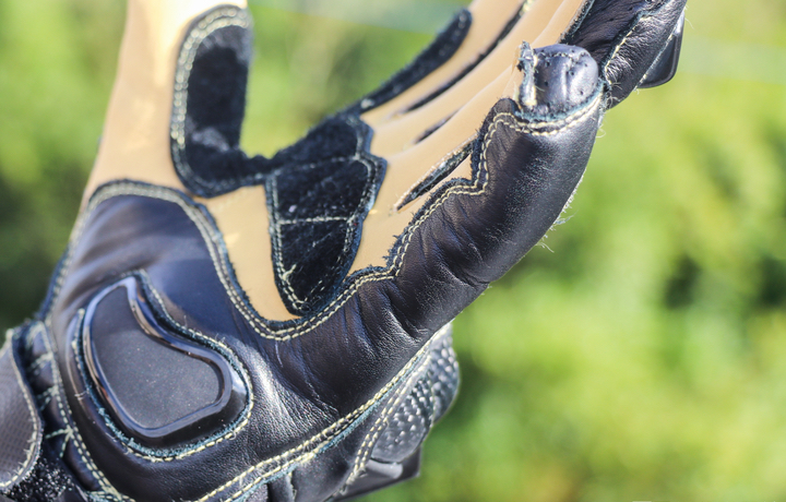 平价摩托车手套测评,冬季骑行手套摩托车测评