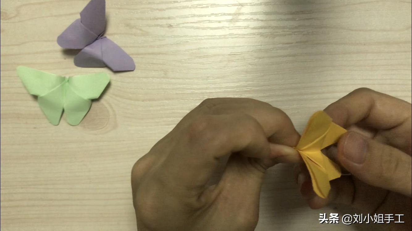 简单的蝴蝶折纸戒指,会飞蝴蝶简单折纸