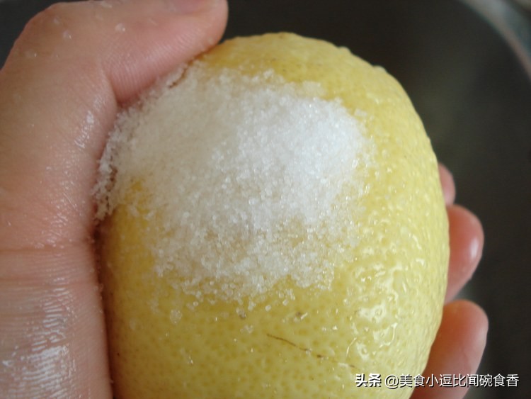 蜂蜜柠檬水的功效治咳嗽,蜂蜜柠檬水做法