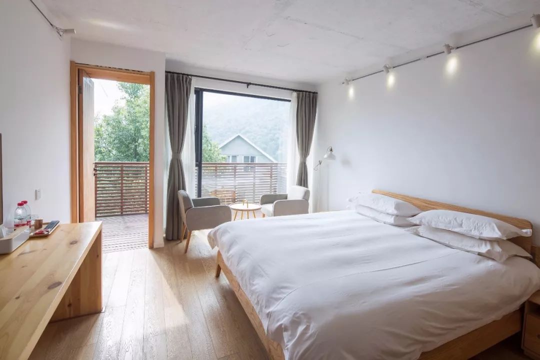 莫干山蕨宿温泉美宿抖音团购,莫干山最有设计感的民宿