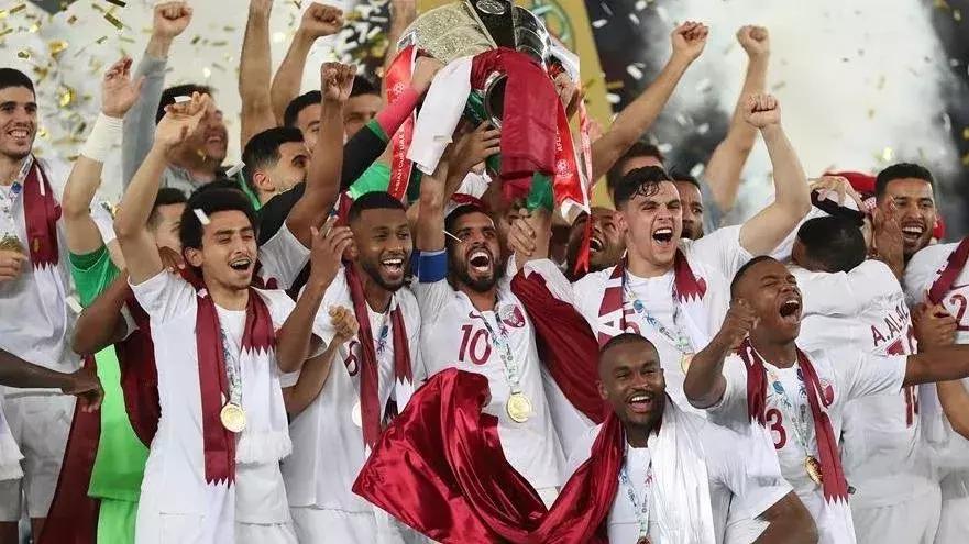 中国足球青训还是归化重要,中国足球不搞青训行吗