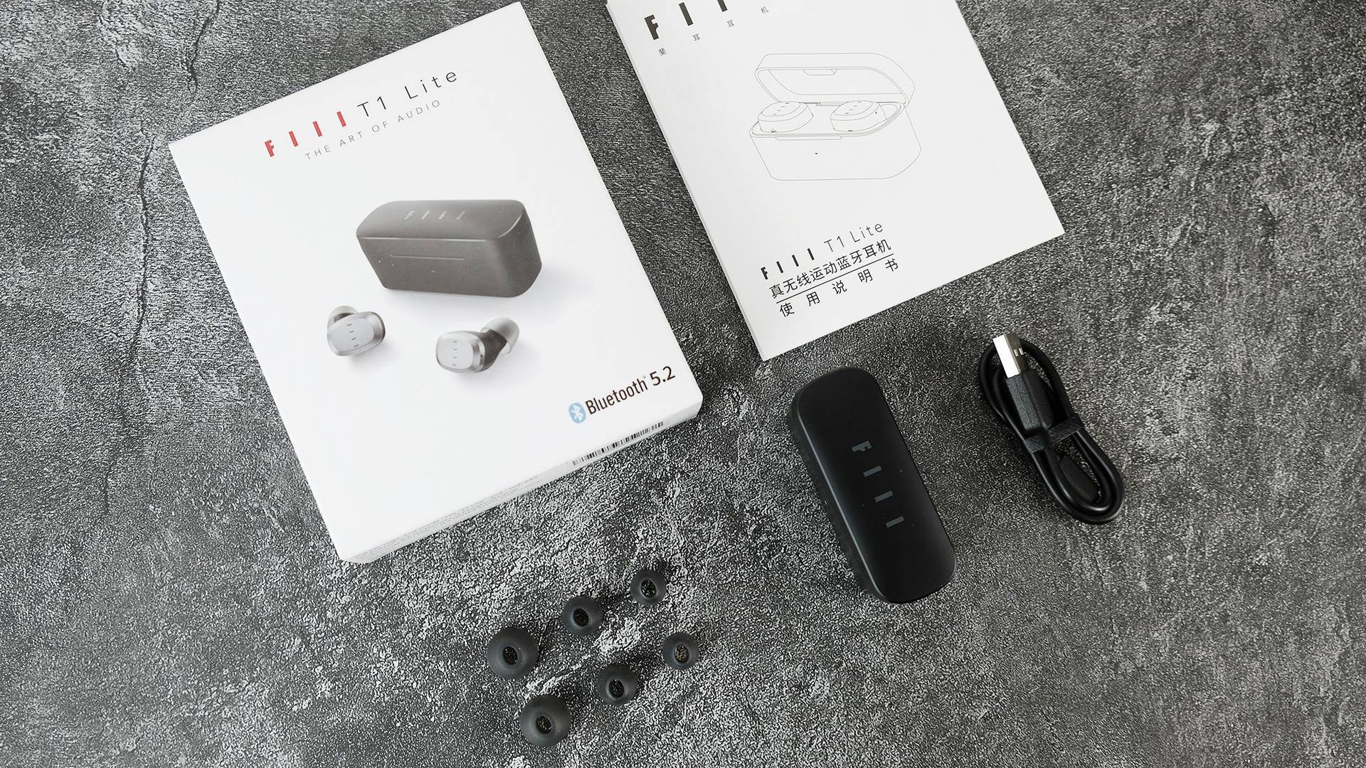 fiilt1lite测评是入耳的嘛,fiilt1和fiilt1lite耳机