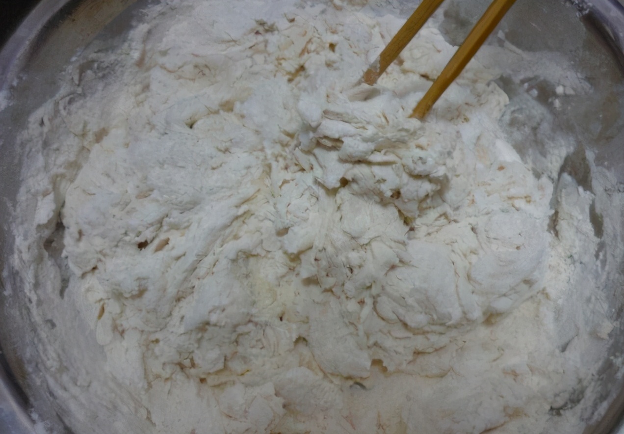 蒸馒头和面水加多了会怎么样,蒸馒头和面放水