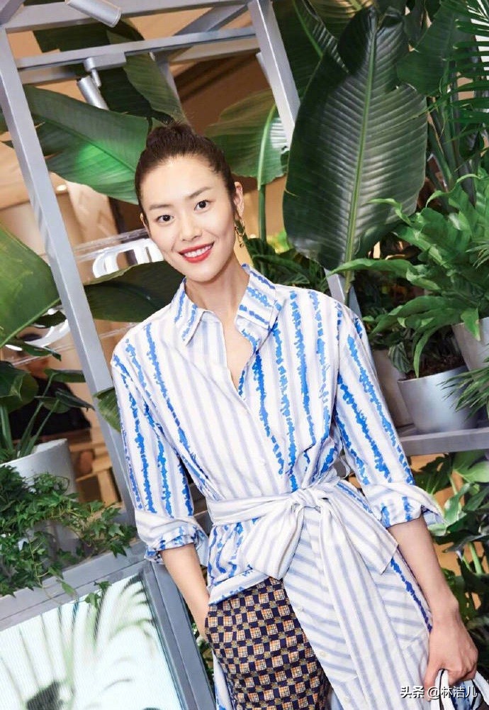 刘涛双层斜大刘海造型,刘涛的发型刘海怎么剪好看