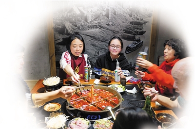 请医护人员吃火锅,重庆请医护人员吃火锅