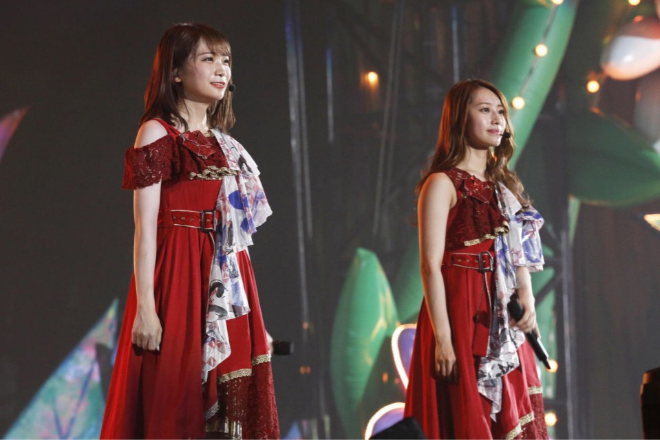 她是乃团的“废材”，是乃团的第一任队长，我们喜爱的婊队长