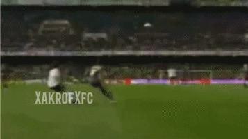 艾马尔梅西谁强,梅西见到偶像艾马尔紧张