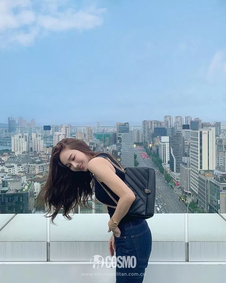 10只包上百万,郑秀妍比妹妹郑秀晶奢侈太多