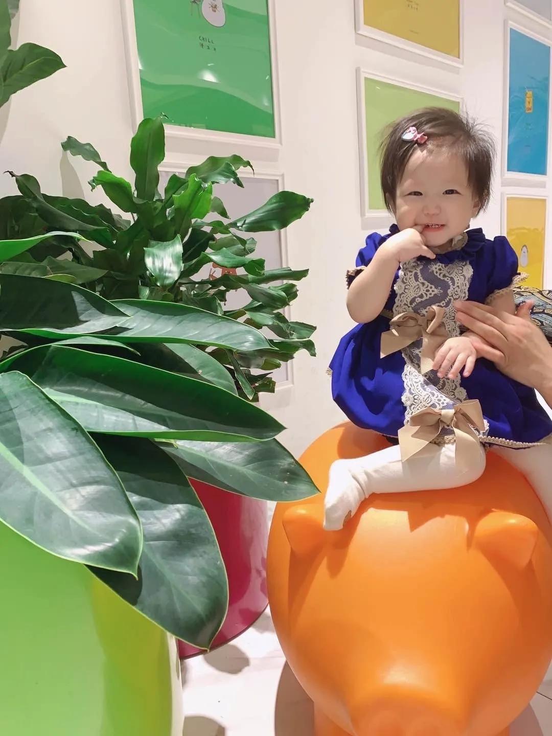 1岁就拥有百万衣橱！？这是人过的日子吗