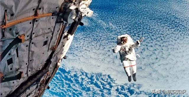 各国舱外航天服怎么穿对比,舱外航天服具备哪些功能