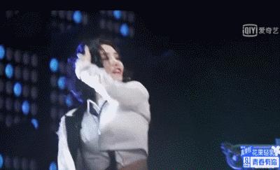 青春有你2出道夜舞台,青春有你2舞台单眼皮女生