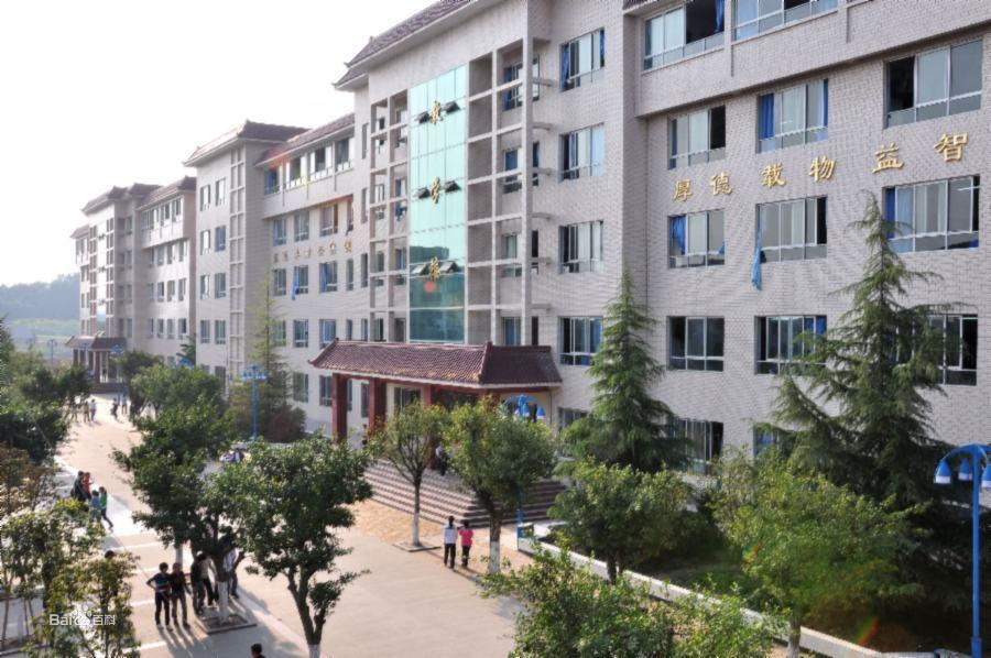 南充市实力最强的十所高中,南充最差的三个高中是哪个学校