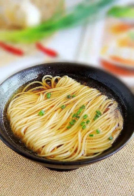 中国最著名十大小吃街及特色美食,中国夜市十大小吃街排行榜