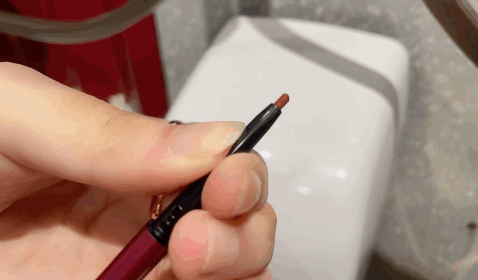 彩色眼线笔日常用法,什么牌子的彩色眼线笔好用