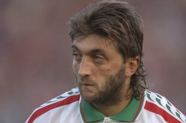 现役世界十大足球球星,世界公认十大足球巨星排行榜