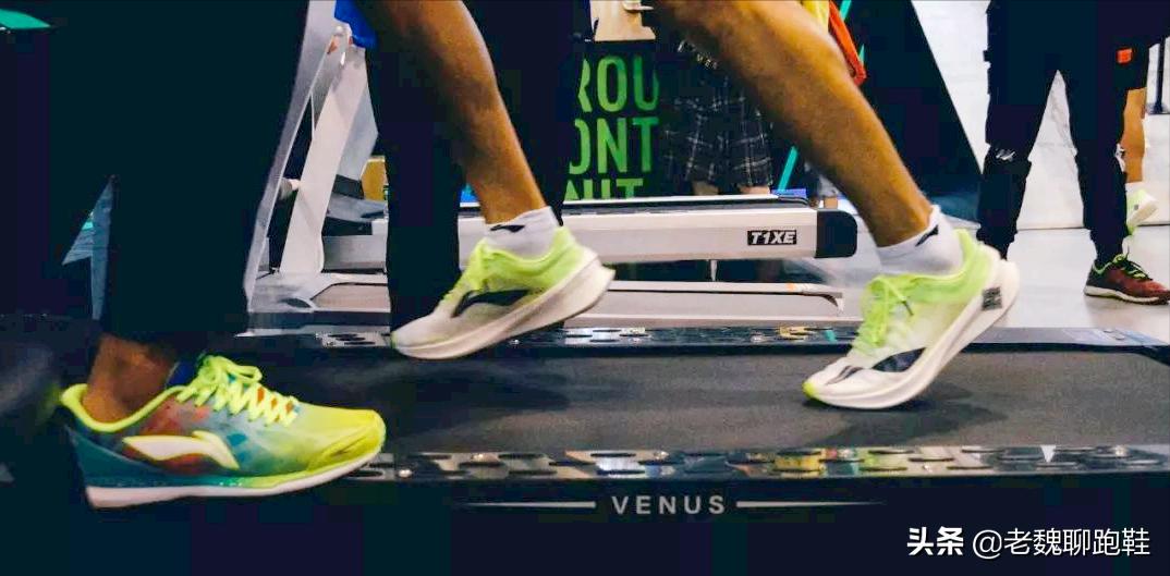 国产跑鞋四天王，曾经被认为是“低端货”，如今已“傲视群雄”
